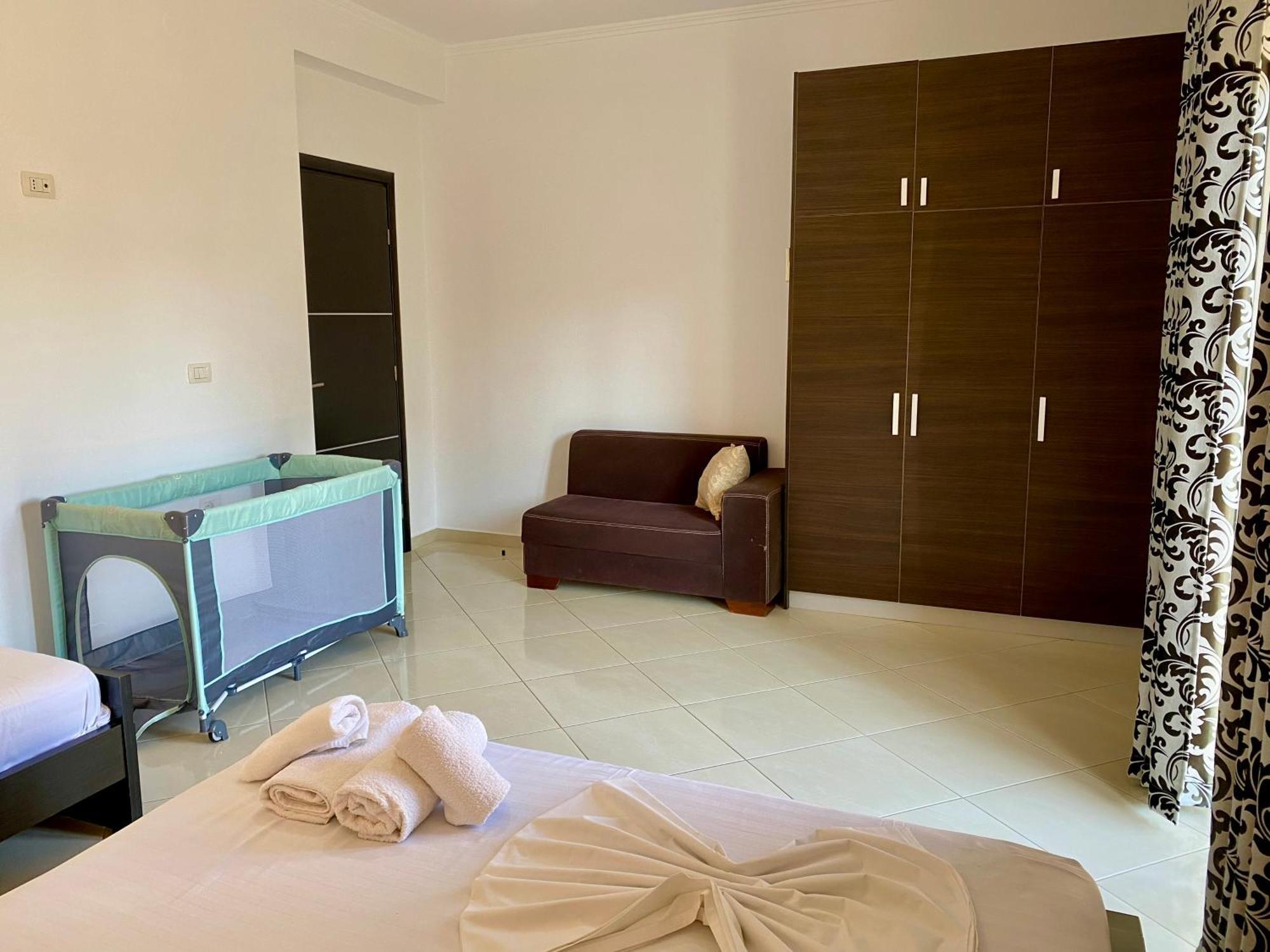 Hotel Metali Sarandë Exteriér fotografie